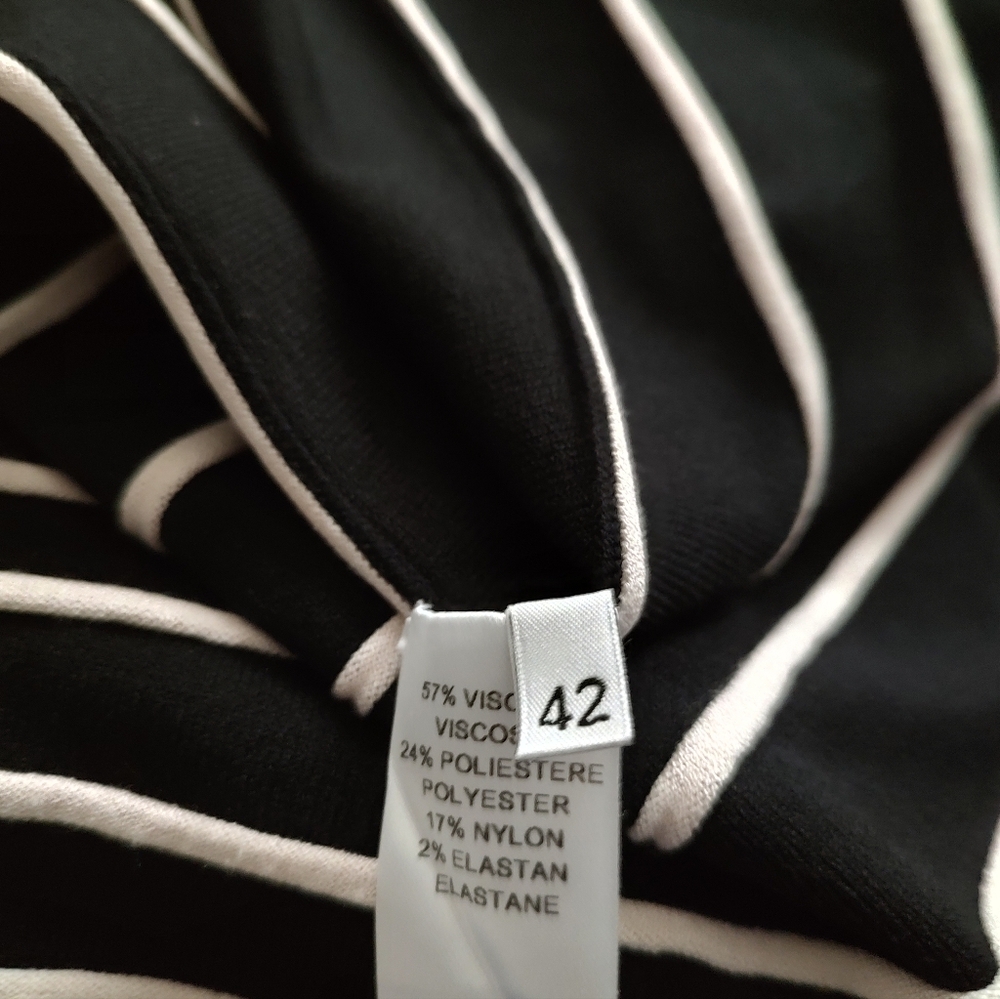 Antonino Valenti Elegant Black Sleeveless Dress - Picture 6 of 6